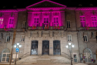 🩷 Mairie illuminée en rose