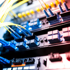 Déploiement de la fibre optique dans l’Orne et à La Ferté-Macé