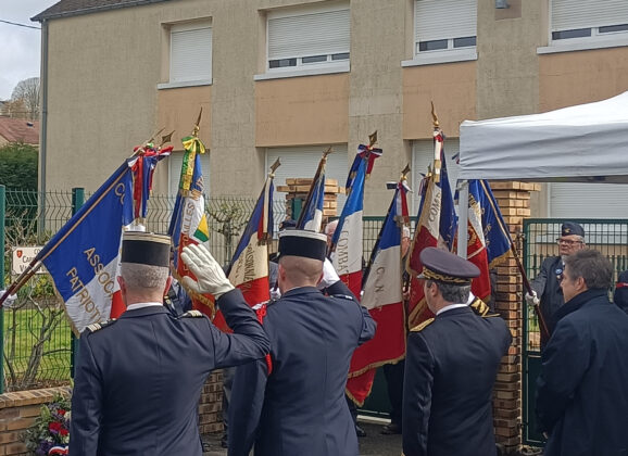Samedi 4 avril – Inauguration de la plaque commémorative « Cour Caporal-Chef Vasyl BYCHYK »