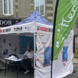 Kiosque de l&rsquo;Habitat du CDHAT marché de La Ferté-Macé