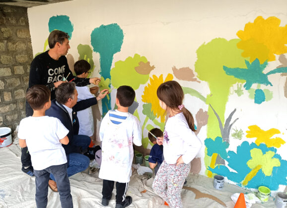 Une fresque collective pour végétaliser une école fertoise